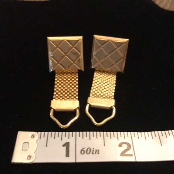 3/$15 ⭐️ Vintage gold tone wrap cuff links diamond pattern cufflinks (u) - Picture 1 of 4